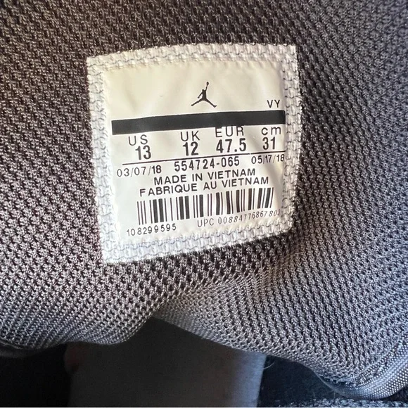 2018 AirJordan 1 mid Multicolor Sneakers 554724-065 - Picture 9 of 14